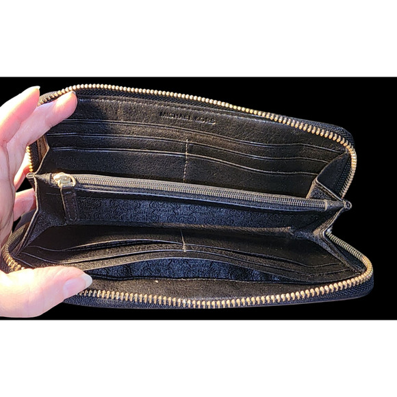 Michael Kors Black canvas and leather wallet clutch - Picture 6 of 6